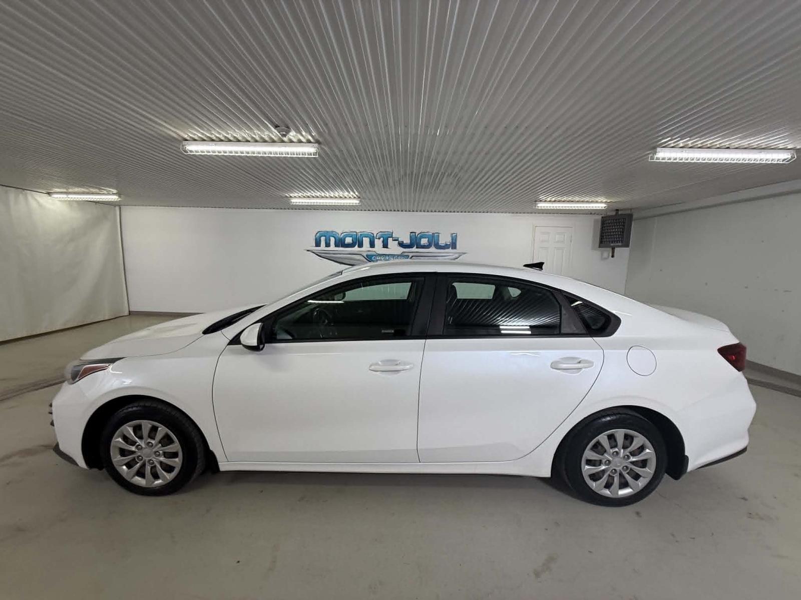 Kia Forte LX 2019 — photo 2