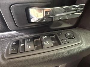 Thumbnail 12 RAM 1500 Classic Warlock 2021