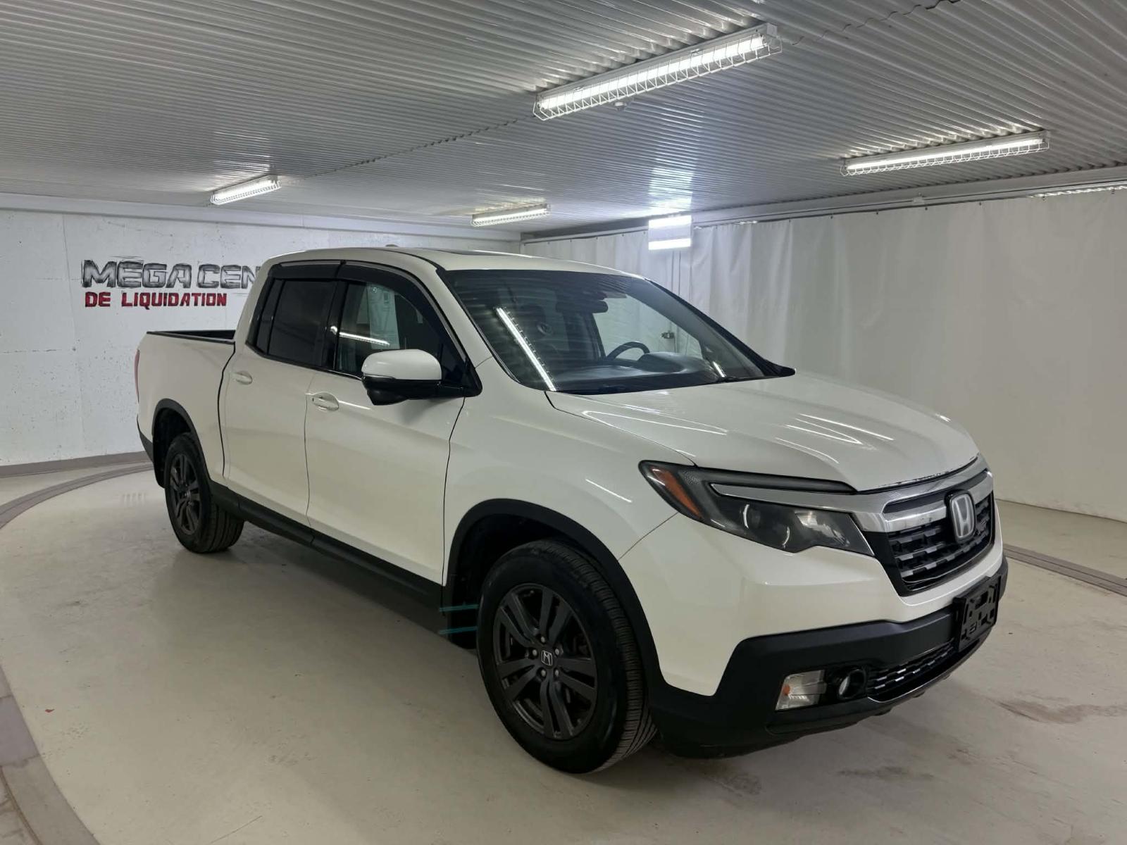 Honda Ridgeline Sport 2017 — photo 8