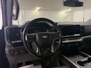 Miniature 14 Chevrolet Silverado 2500 LT 2024