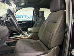 Miniature 13 Chevrolet Silverado 2500 LT 2024