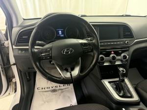 Miniature 10 Hyundai Elantra Essential 2019