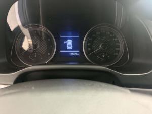Miniature 16 Hyundai Elantra Essential 2019