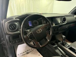 Miniature 13 Toyota Tacoma TRD Sport 2019