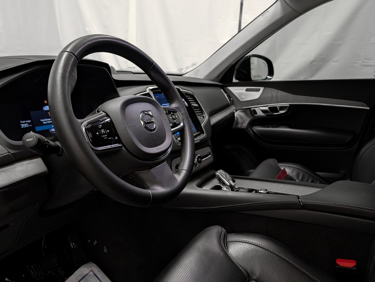 Image 8 Volvo XC90 B6 - Ultimate 2024