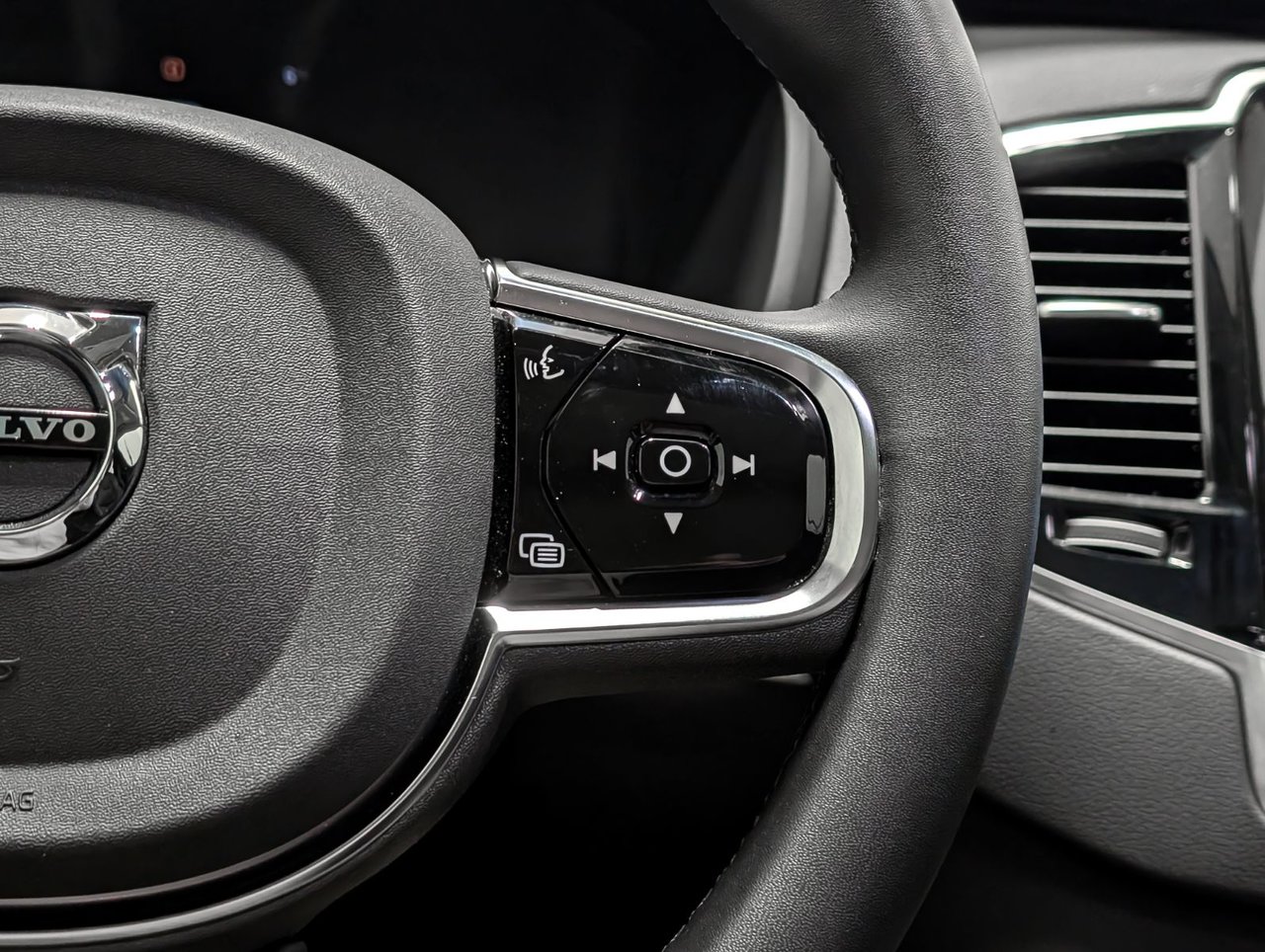 Image 19 Volvo XC90 B6 - Ultimate 2024