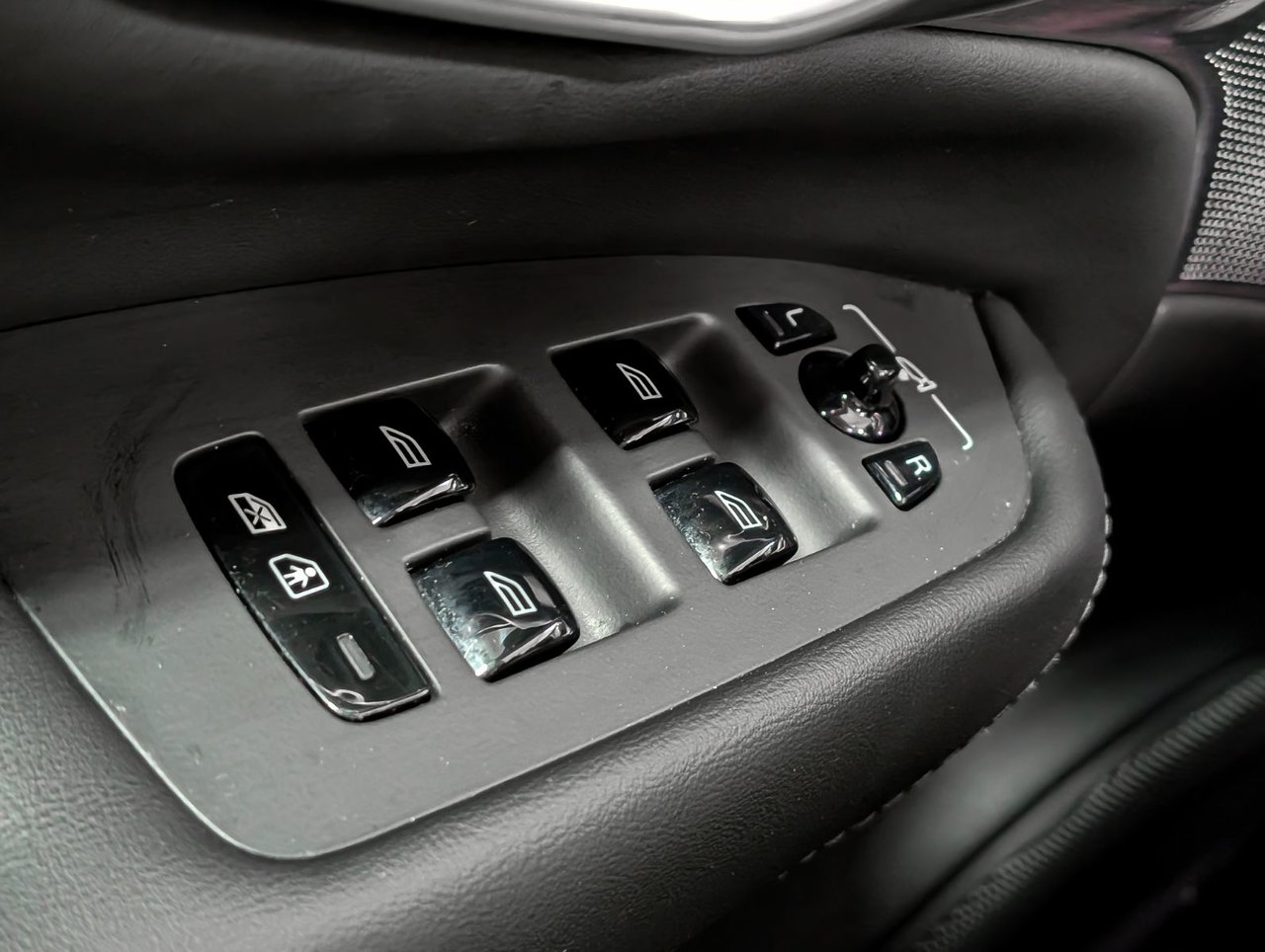 Image 21 Volvo XC90 B6 - Ultimate 2024