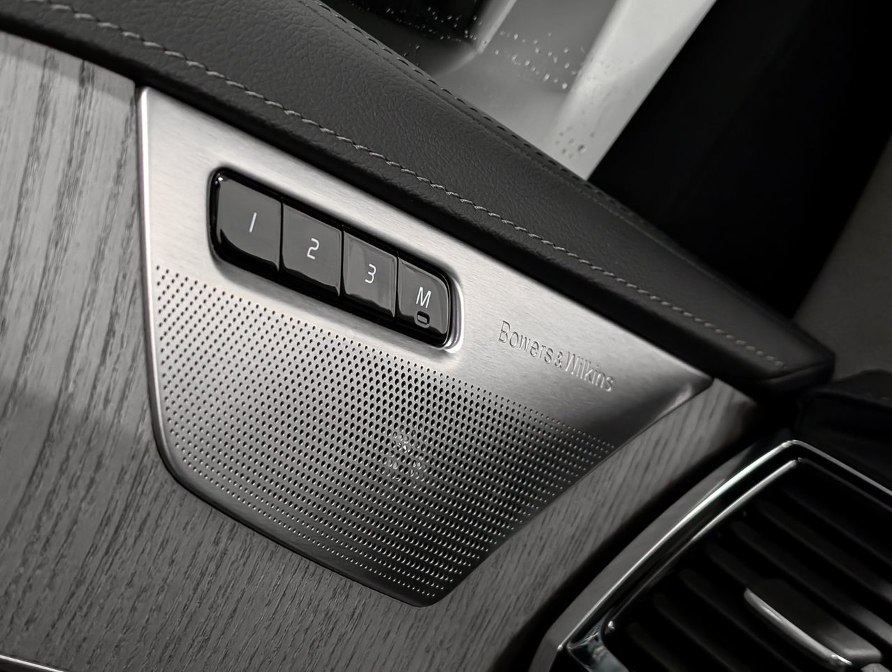 Image 22 Volvo XC90 B6 - Ultimate 2024