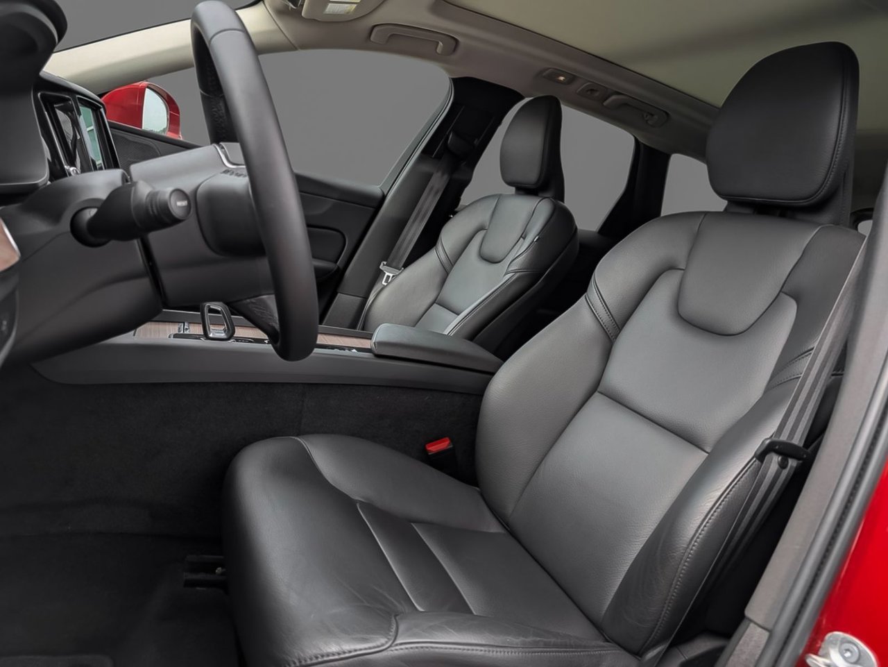 Image 10 Volvo XC60 Plus B6 2023