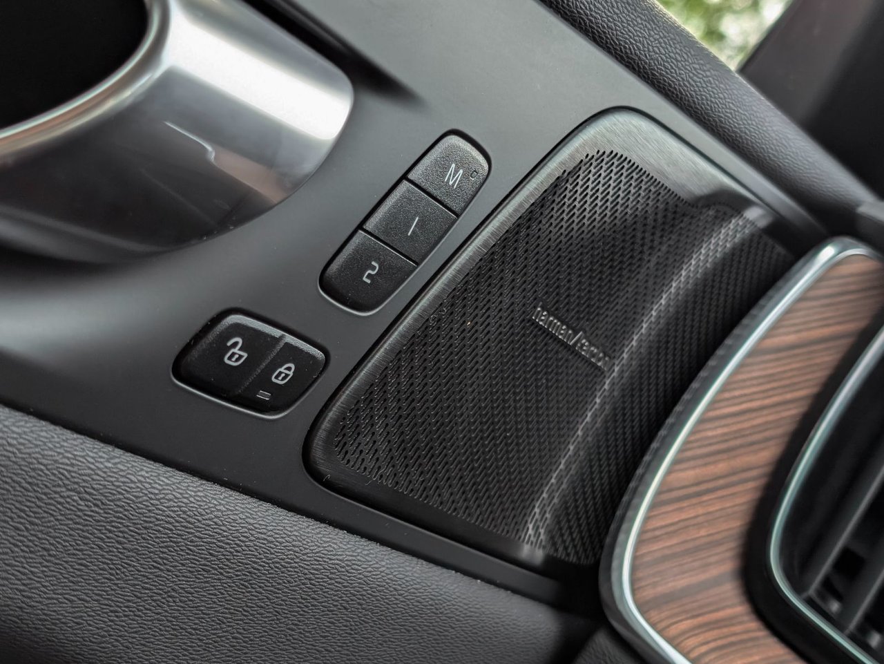 Image 23 Volvo XC60 Plus B6 2023