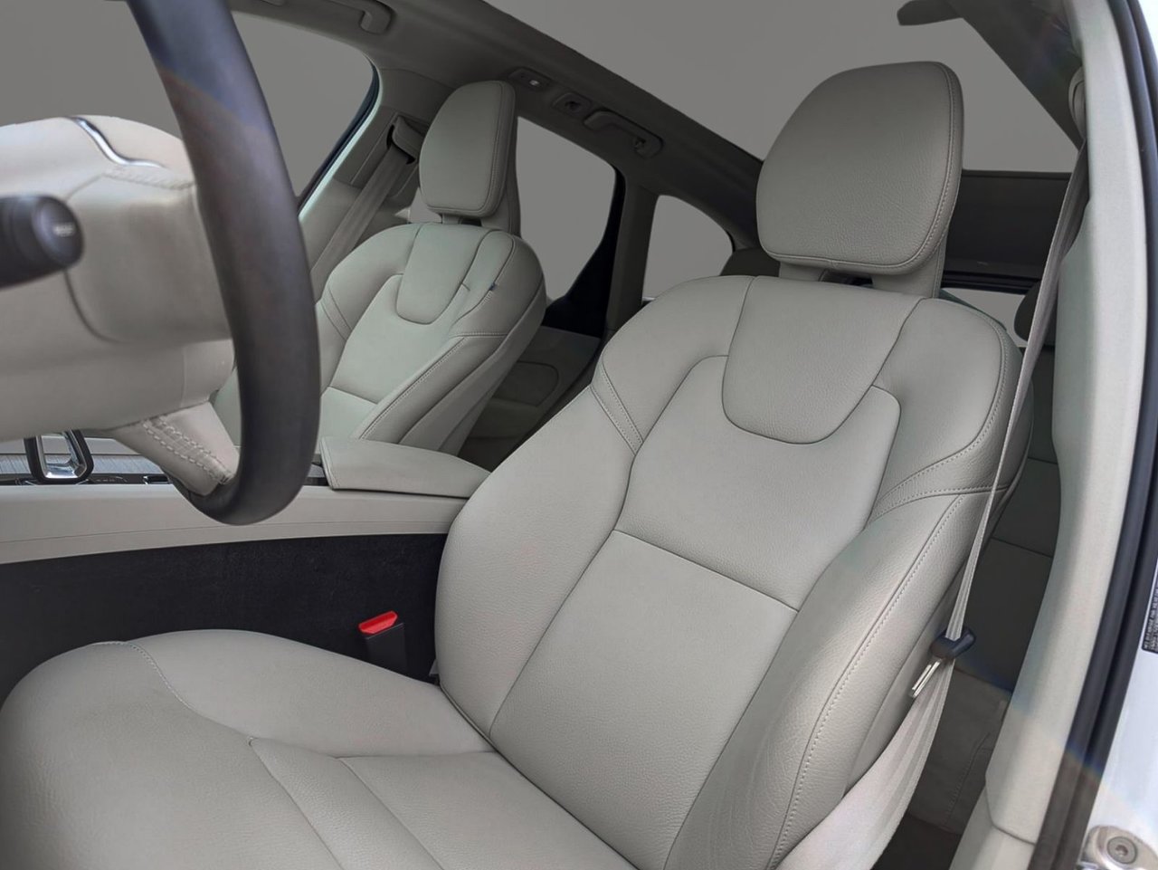 Image 9 Volvo XC60 Plus B6 2023