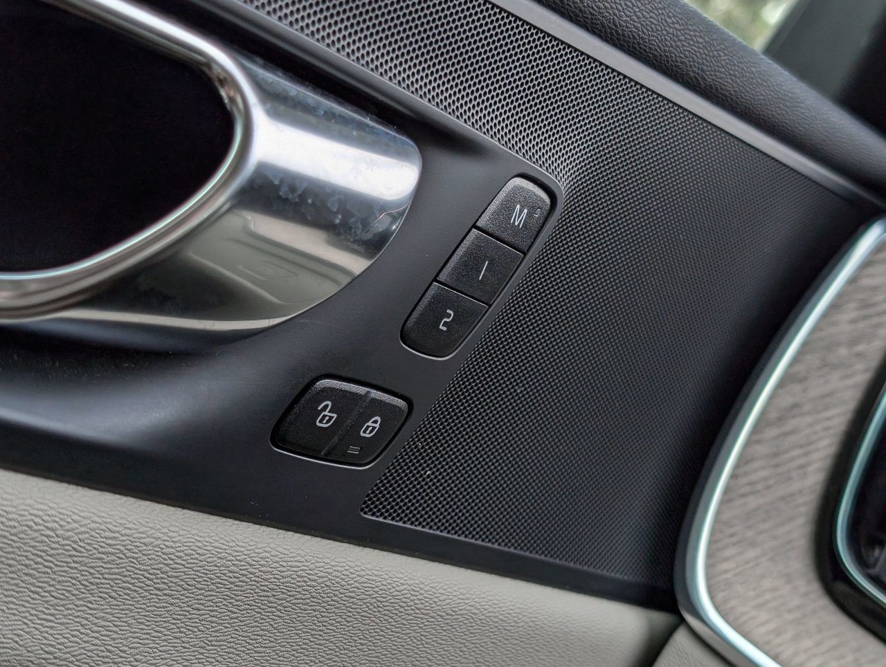 Image 24 Volvo XC60 Plus B6 2023