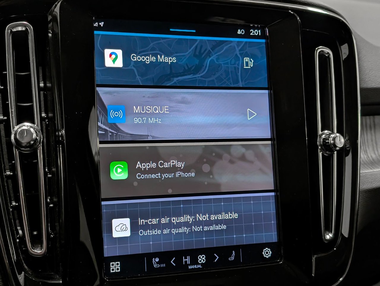 Image 16 Volvo XC40 B5 - Plus 2025