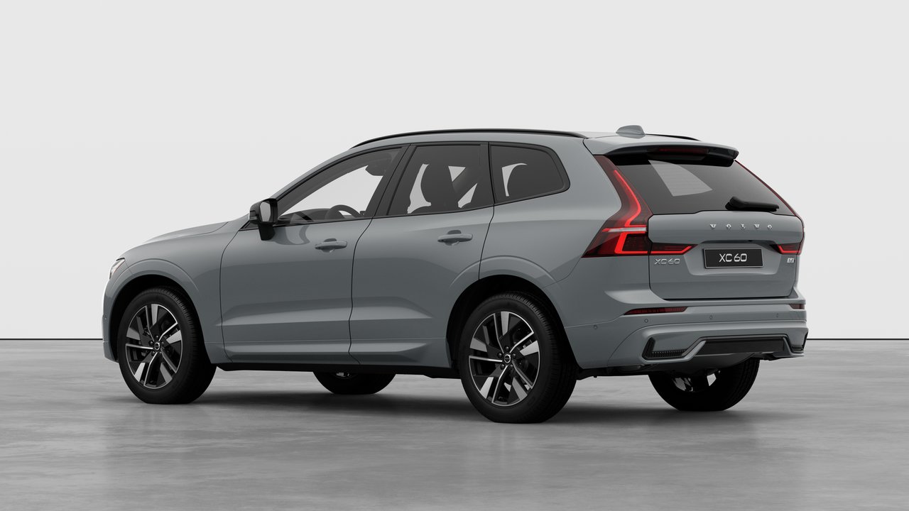 Volvo XC60 B5 - Plus 2026 — photo 2