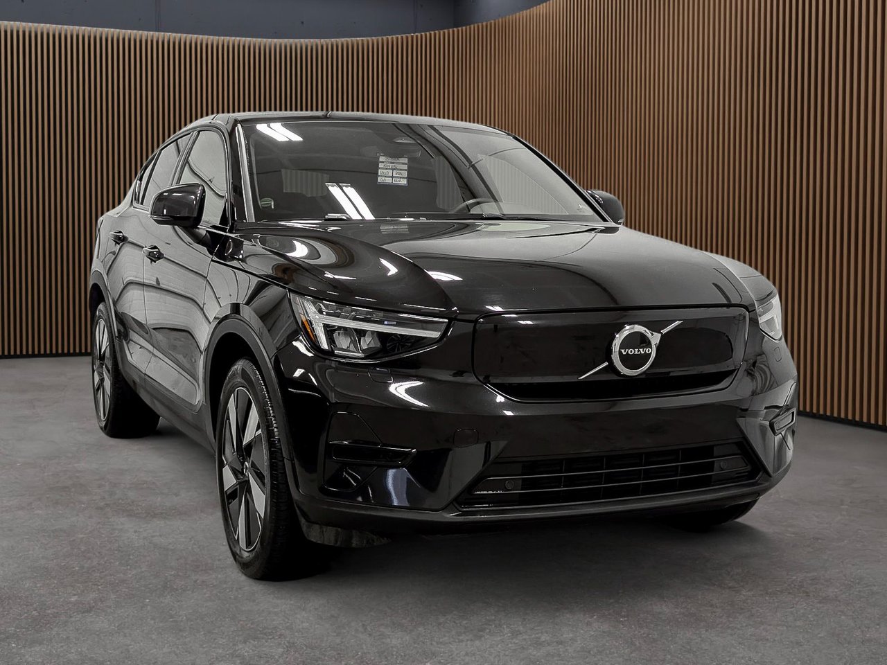 Image 3 Volvo C40 Recharge Core 2024