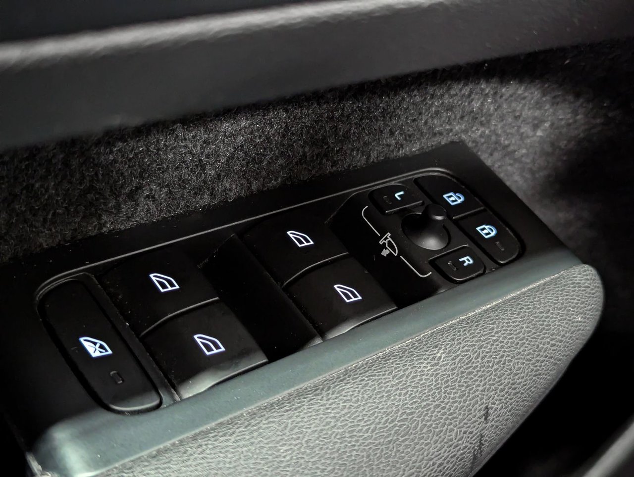 Image 20 Volvo C40 Recharge Core 2024