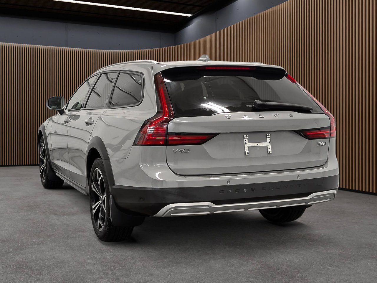 Image 4 Volvo V90 Cross Country B6 - CC Plus 2025