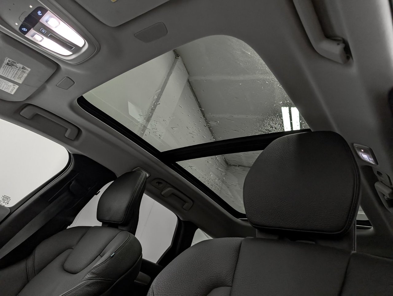 Image 10 Volvo V90 Cross Country B6 - CC Plus 2025