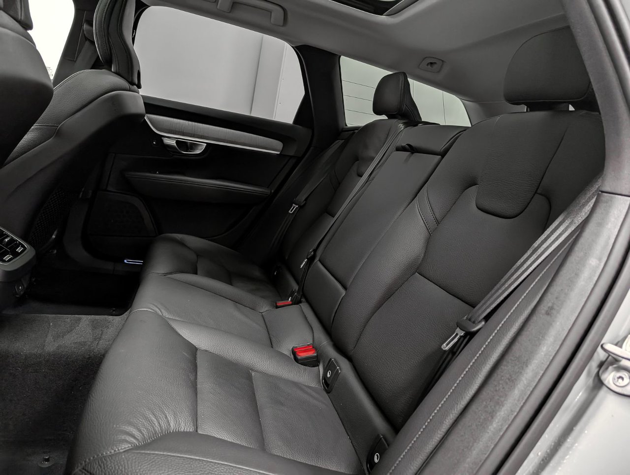 Image 12 Volvo V90 Cross Country B6 - CC Plus 2025