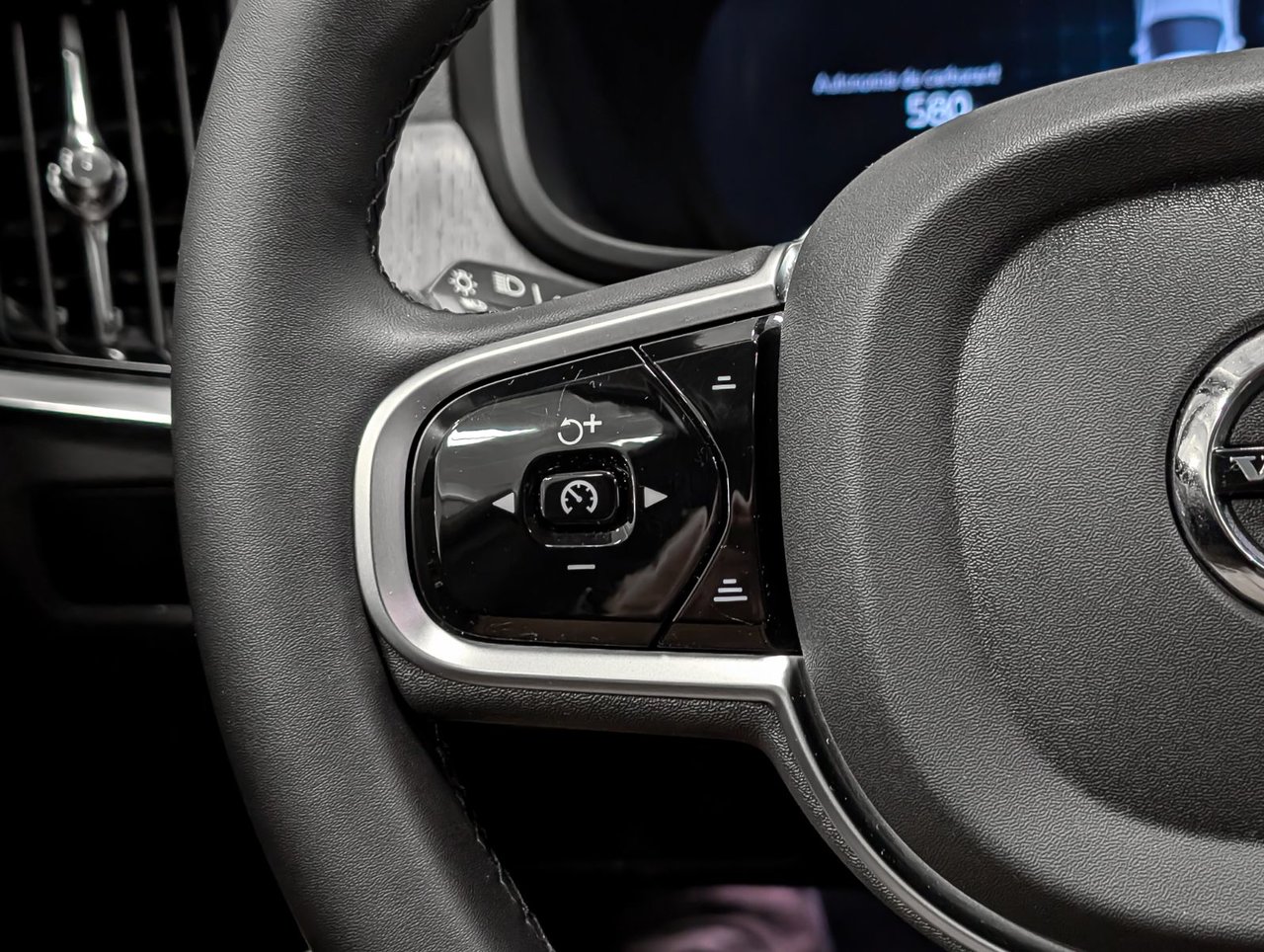 Image 20 Volvo V90 Cross Country B6 - CC Plus 2025