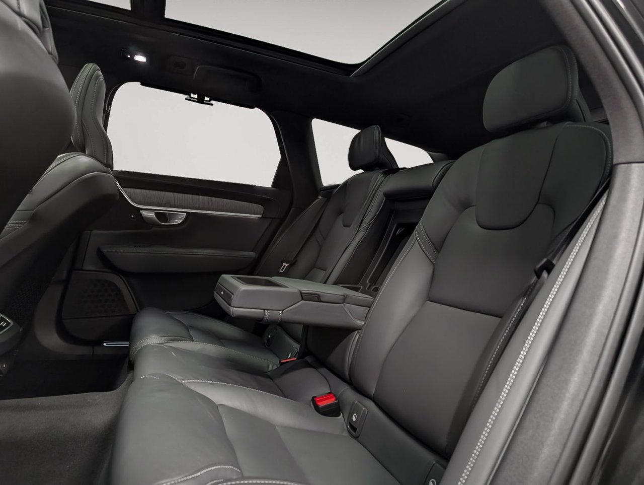 Image 11 Volvo V90 Cross Country CC B6 2022