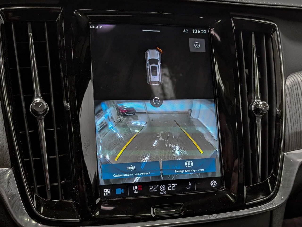 Image 16 Volvo V90 Cross Country CC B6 2022