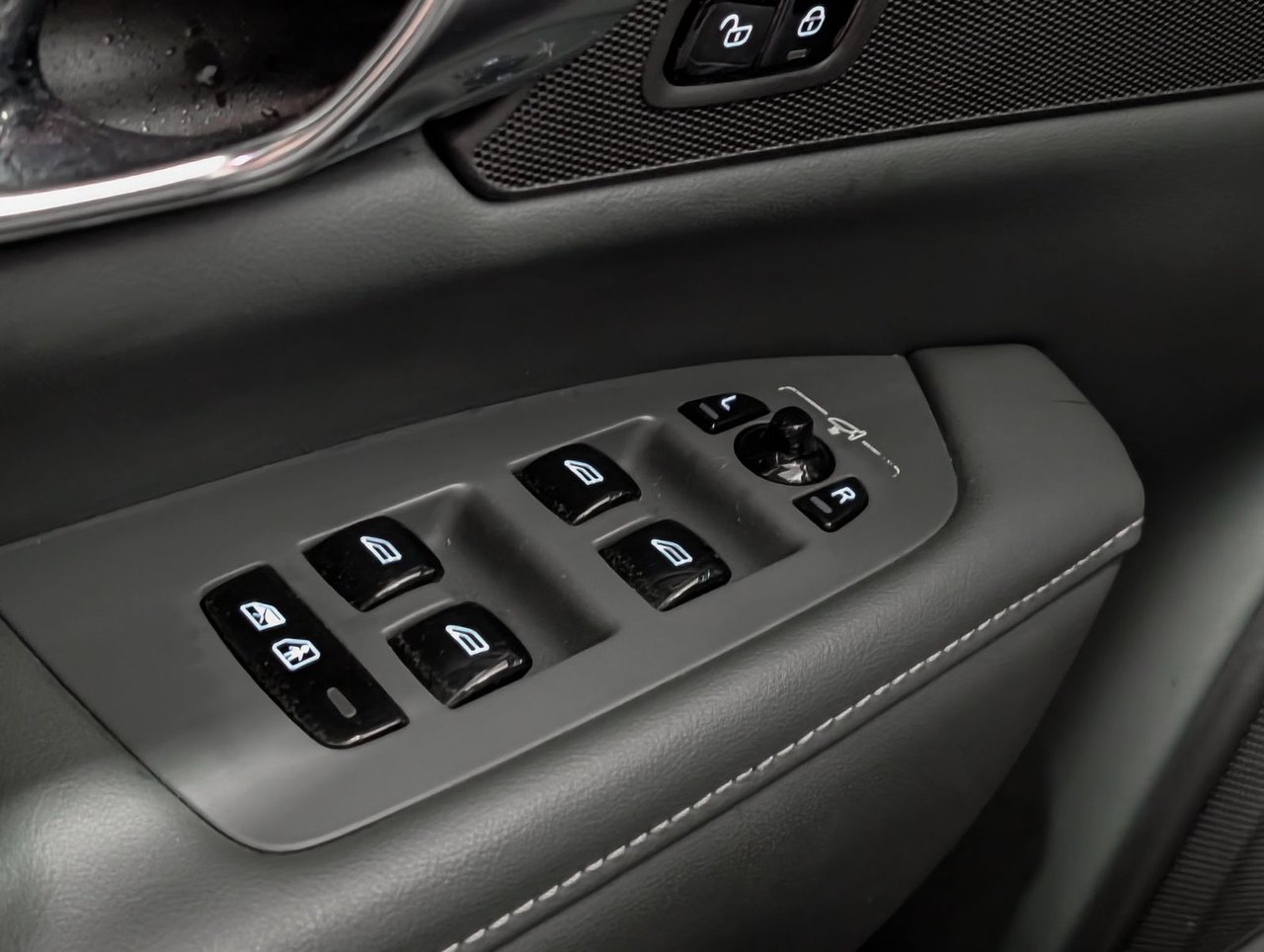 Image 24 Volvo V90 Cross Country CC B6 2022