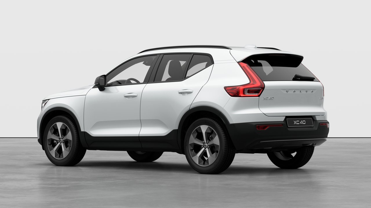 Volvo XC40 B5 - Plus 2026 — photo 2