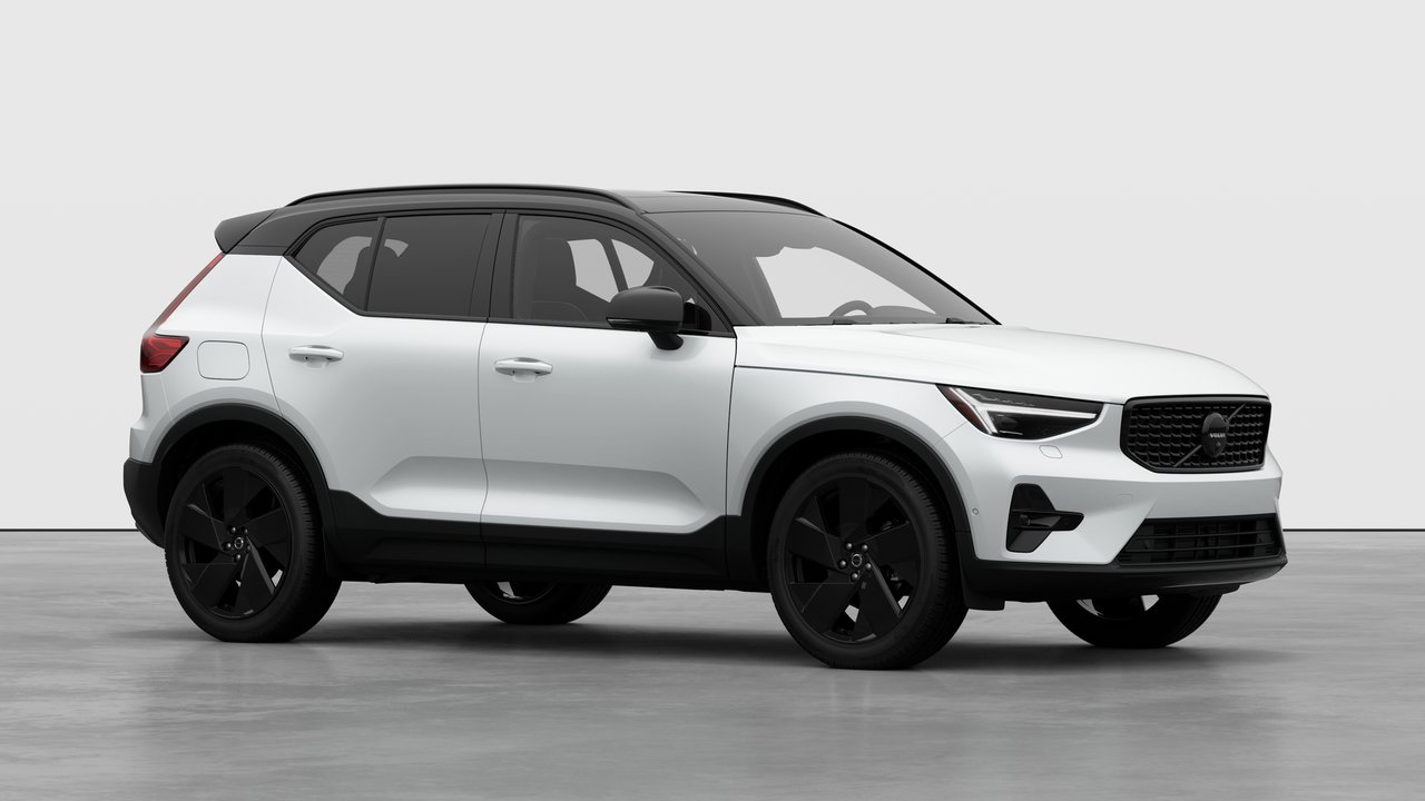 Volvo XC40 B5 - Ultra Black Ed 2026 — photo 3