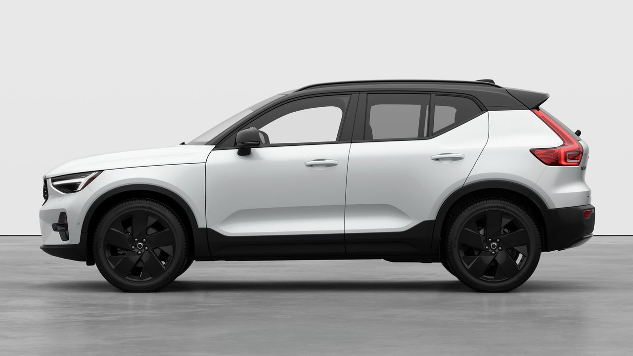 Volvo XC40 B5 - Ultra Black Ed 2026 — photo 8
