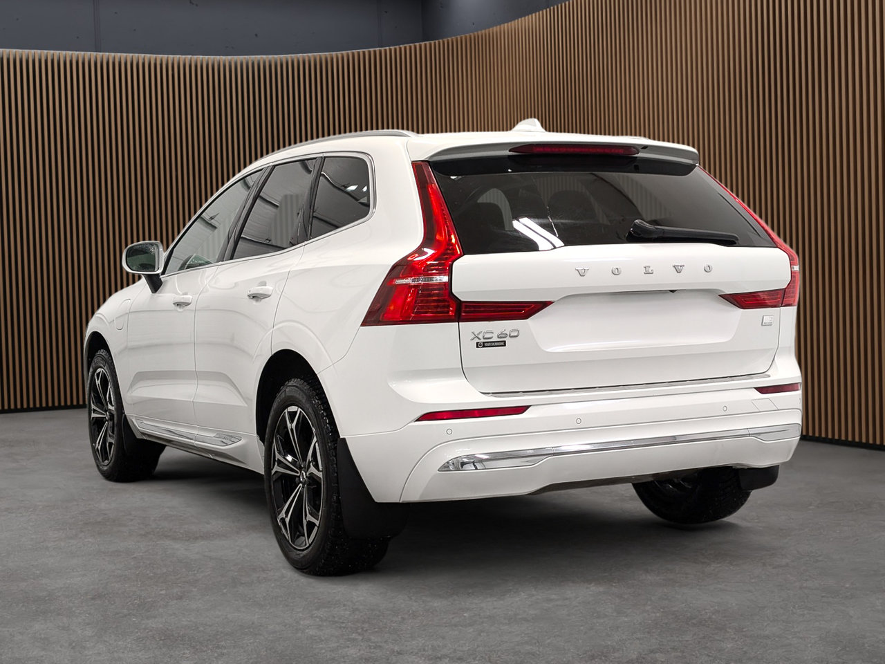 Image 5 Volvo XC60 Inscrptn Expr Rchrg 2022