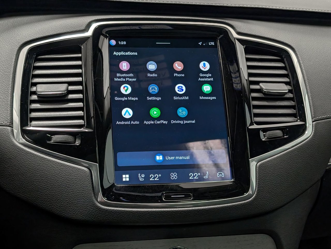 Image 13 Volvo XC90 T8 AWD Ultra Bright Theme 7-Seater 2025