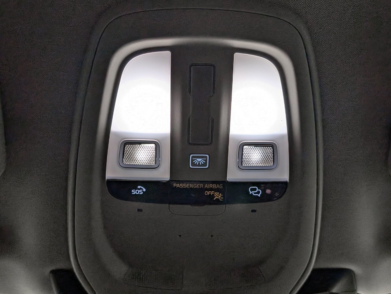 Image 23 Volvo XC90 T8 AWD Ultra Bright Theme 7-Seater 2025