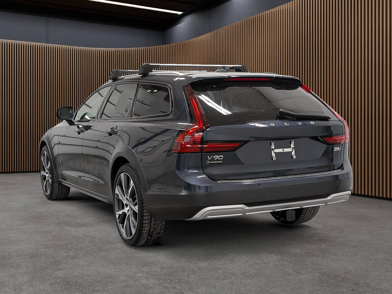 Volvo V90 Cross Country CC B6 2022 — photo 5