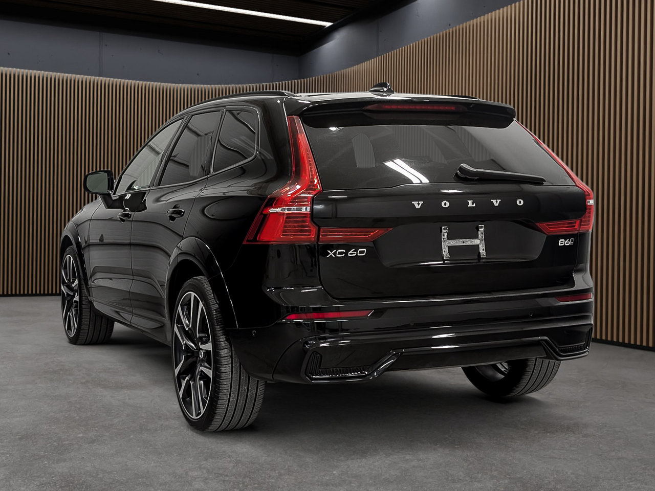 Volvo XC60 Ultimate Dark B6 2023 — photo 5