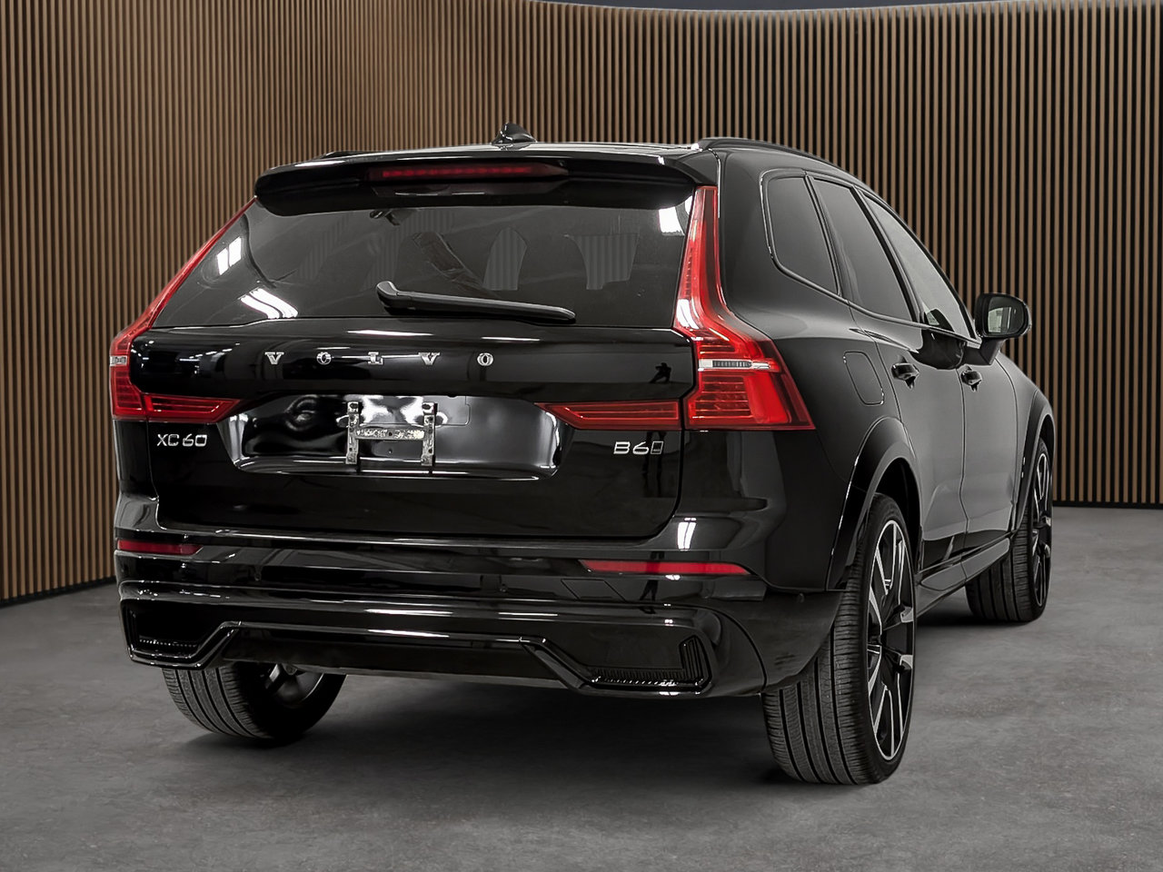 Volvo XC60 Ultimate Dark B6 2023 — photo 7