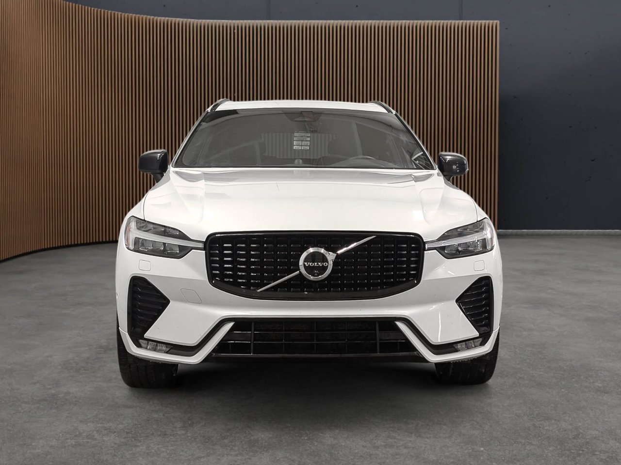 Volvo XC60 B5 - Ultimate 2024 — photo 3