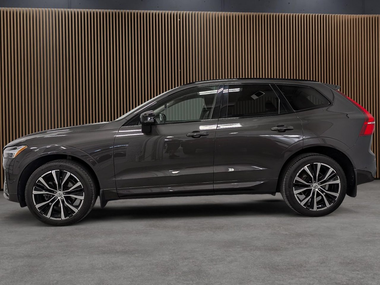 Volvo XC60 B5 - Plus 2024 — photo 6