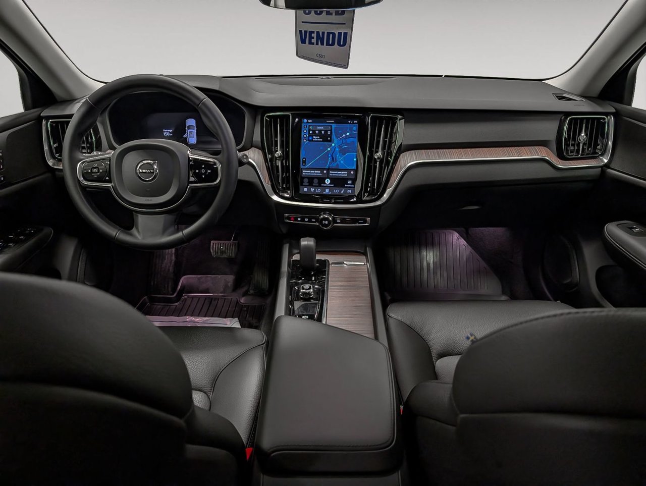 Volvo V60 Cross Country B5 - CC Core 2024 — photo 8
