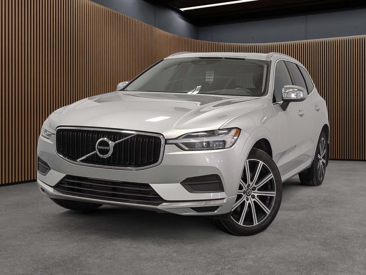Volvo XC60 Momentum 2020