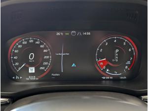 Miniature 22 Volvo XC60 Momentum 2020