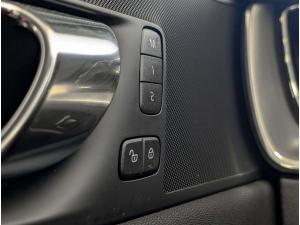 Miniature 24 Volvo XC60 Momentum 2020