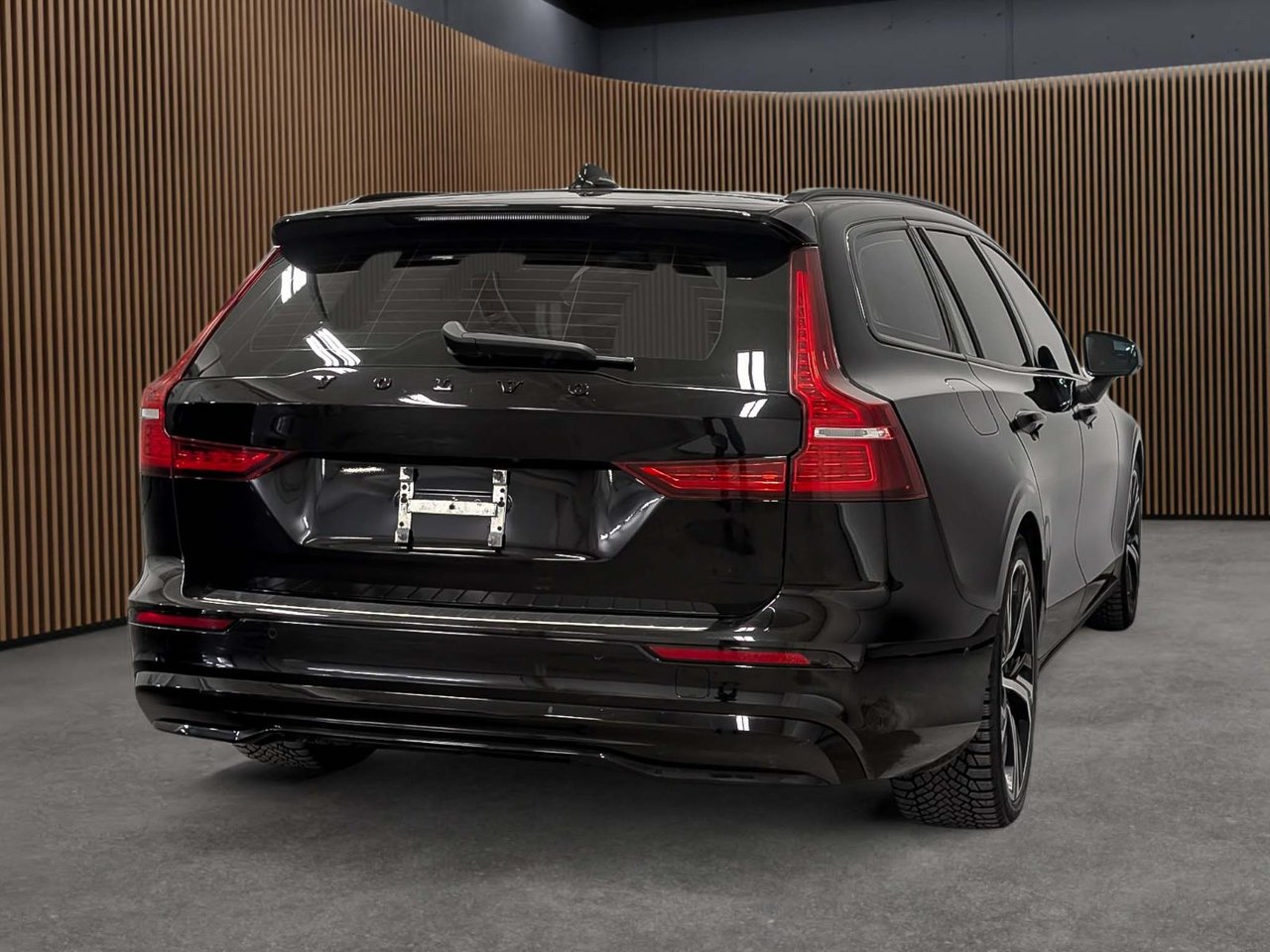 Volvo V60 Ultimate 2023 — photo 5