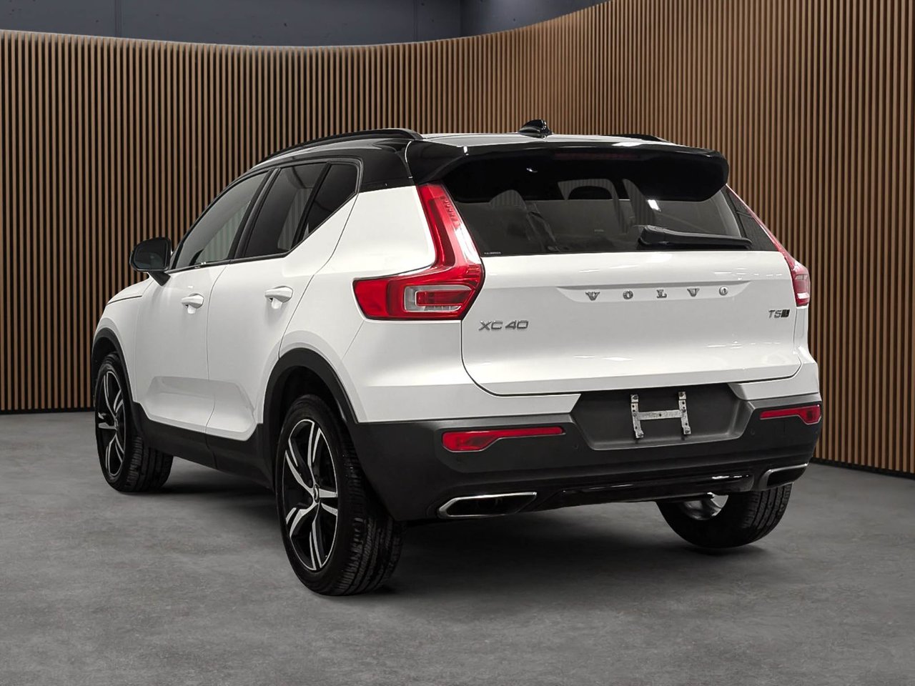 Volvo XC40 R-Design 2020 — photo 4