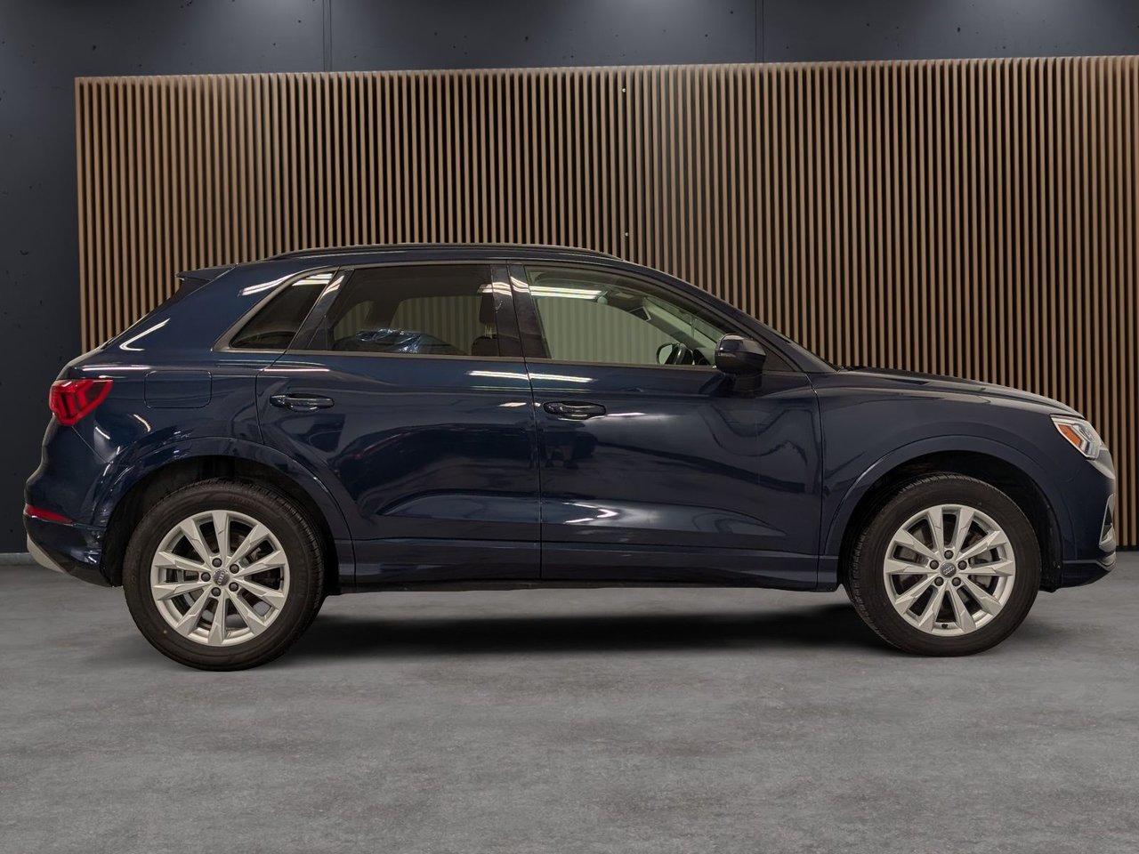 Audi Q3 Komfort 2020 — photo 2