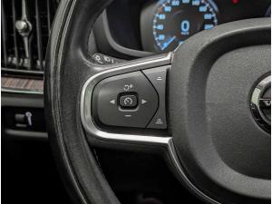 Thumbnail 24 Volvo V60 Momentum 2022