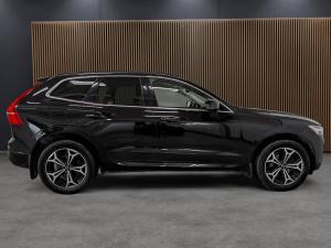 Miniature 7 Volvo XC60 Momentum 2022