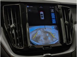 Miniature 17 Volvo XC60 Momentum 2022