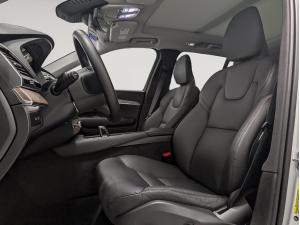 Miniature 8 Volvo XC90 Recharge Plus 2024
