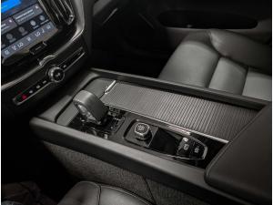 Miniature 17 Volvo XC60 B5 - Core 2024